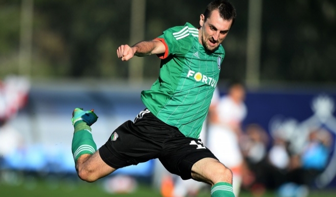 Kucharczyk show? Sędzia przyćmił piłkarza Legii (VIDEO)